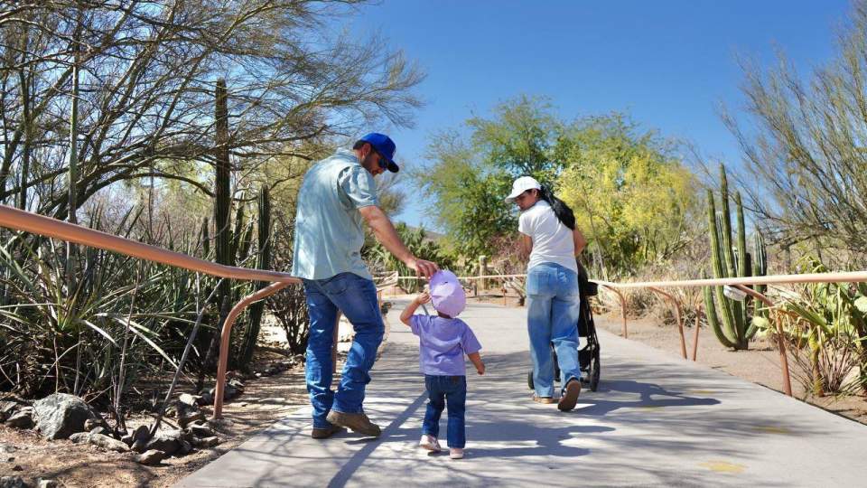 Gobierno de Sonora celebra el día del niño en Centro Ecológico
